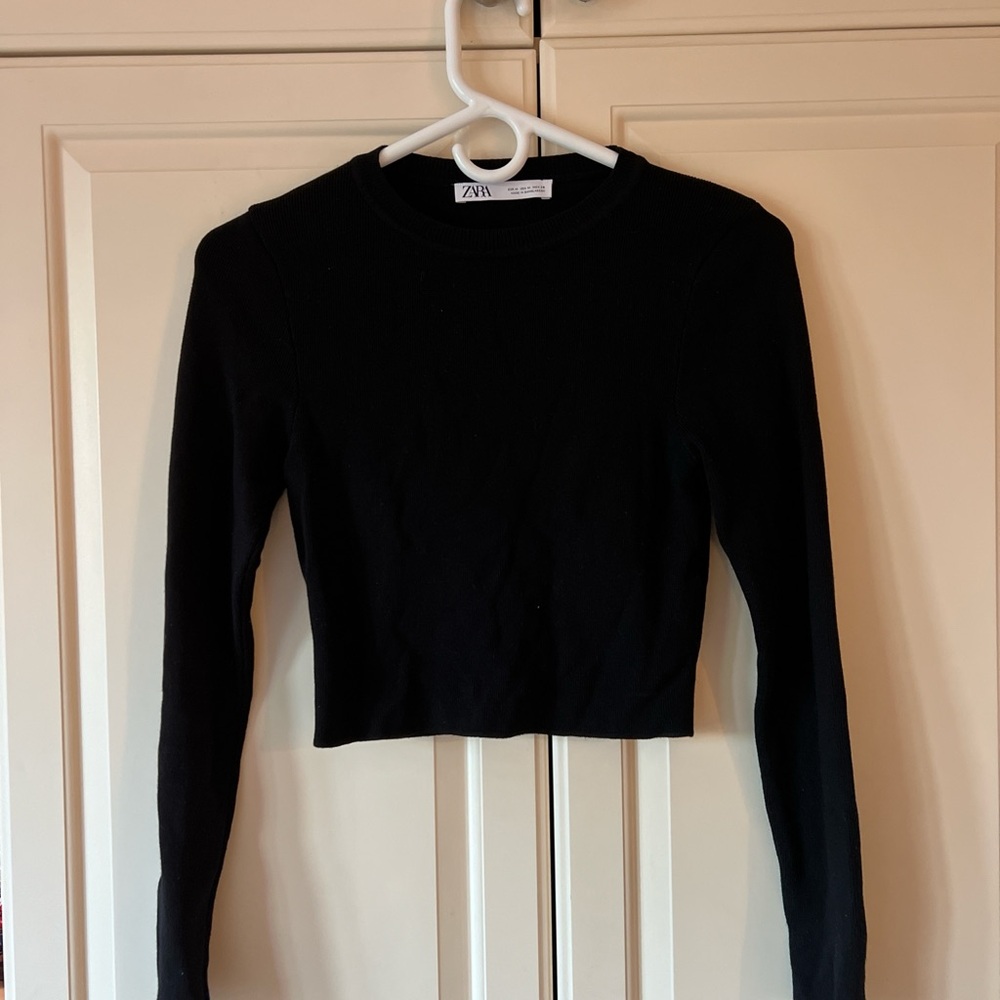 ZARA Black Ribbed Cropped Long-Sleeve Top